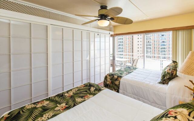 1777 Ala Moana Blvd-4 by RedAwning