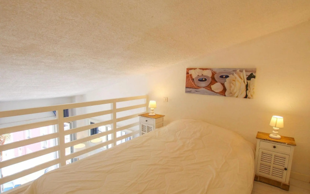 Snug holiday home in Port Grimaud near the beach