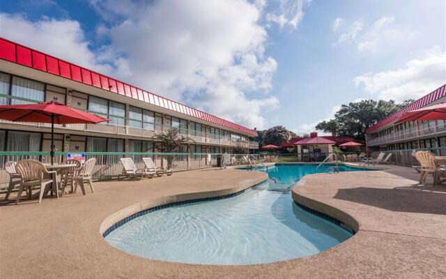 Ramada by Wyndham New Braunfels