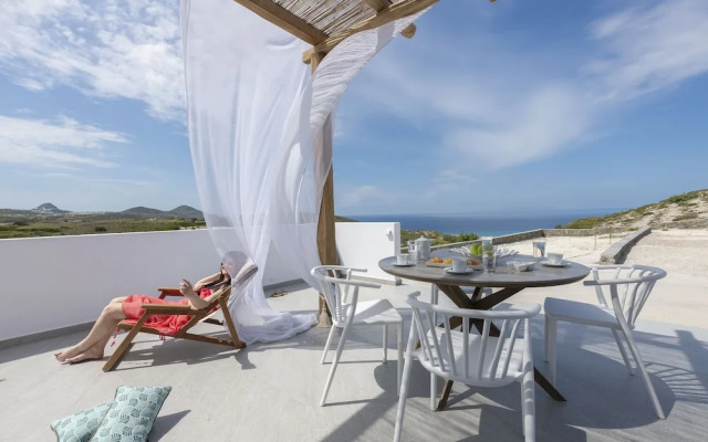 Milos Zen Suites