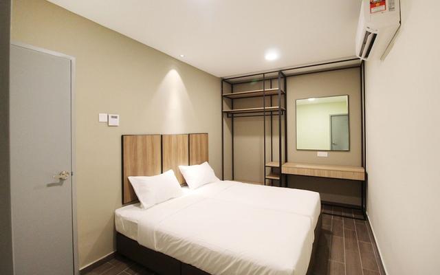 KL Eight Suites