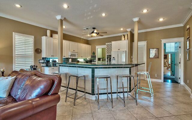 Emerald Enchantment by RedAwning