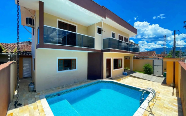 Casa Centro com Piscina