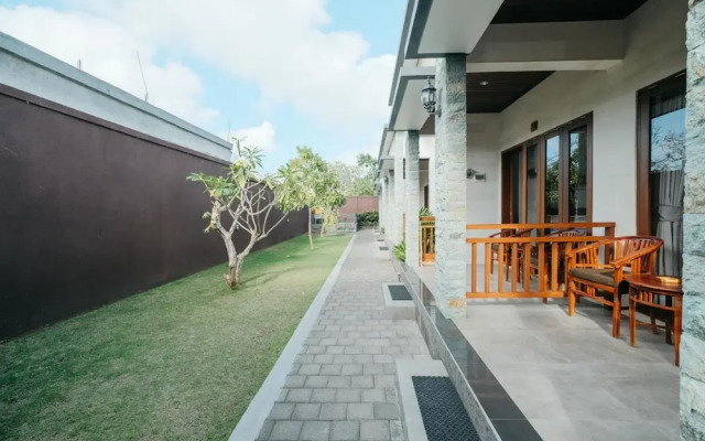 Nyuh Gading by The Lavana