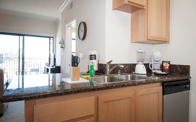 Sunshine Suites at 616 St. Paul