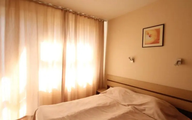 Apartment New Estate in complex Belmont