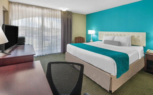 Courtyard Minneapolis St. Paul/Roseville by Marriott