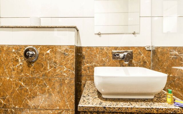 FabHotel Rosewood Inn