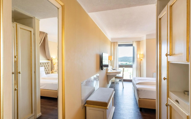 Hotel Burg Staufenberg