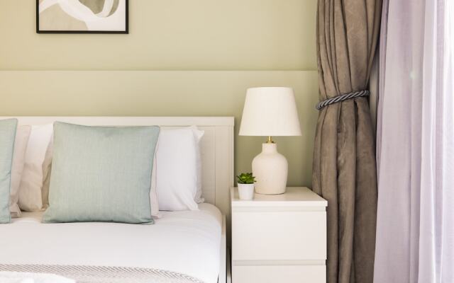 The Paddington Collection