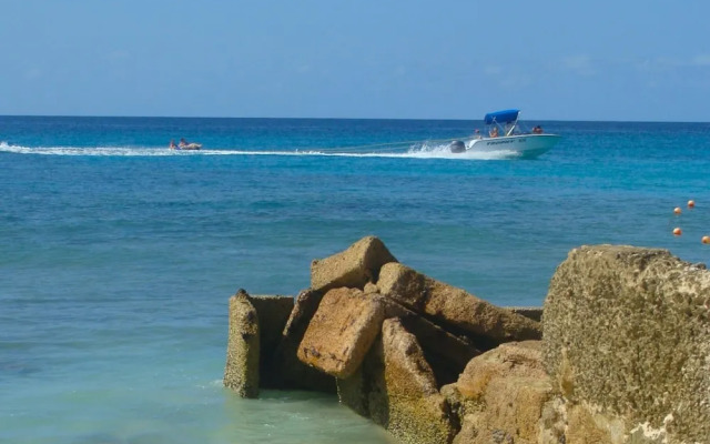 Coral Lane Beach Apartments