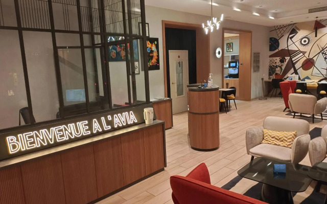 Avia Saphir Montparnasse