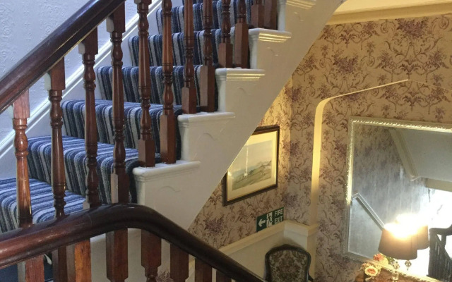 Plas Llwyd Guest House