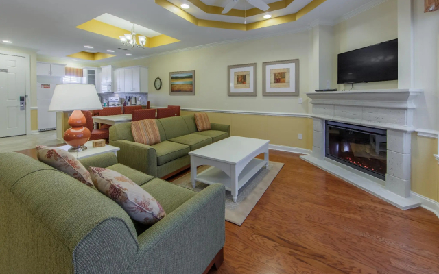 Holiday Inn Club Vacations Fox River Resort