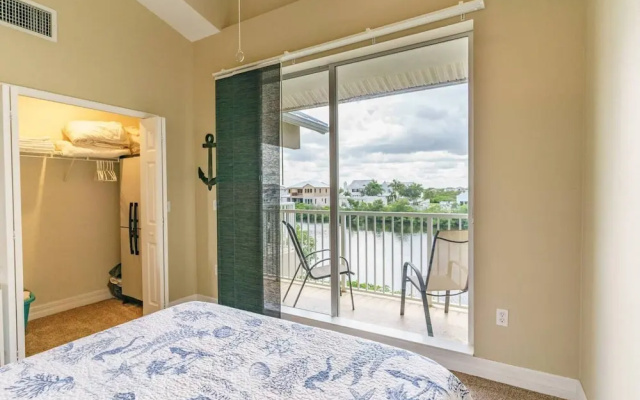 577 Little Harbor
