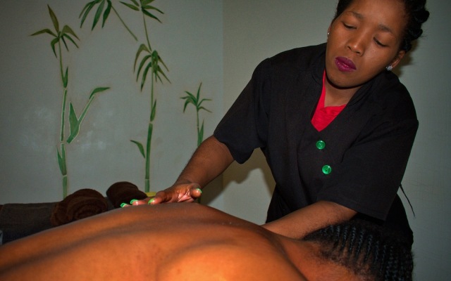 Waterfront Country Lodge