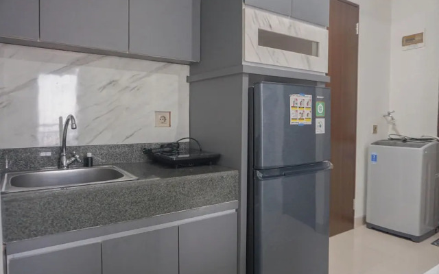 Comfy And Homey 2Br Transpark Cibubur Apartment