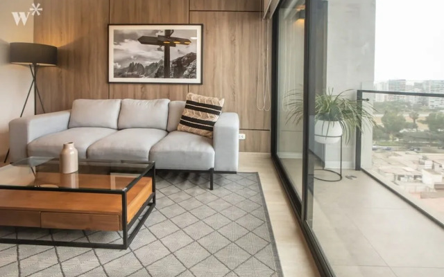 w Stylish Loft With Balcony in Barranco