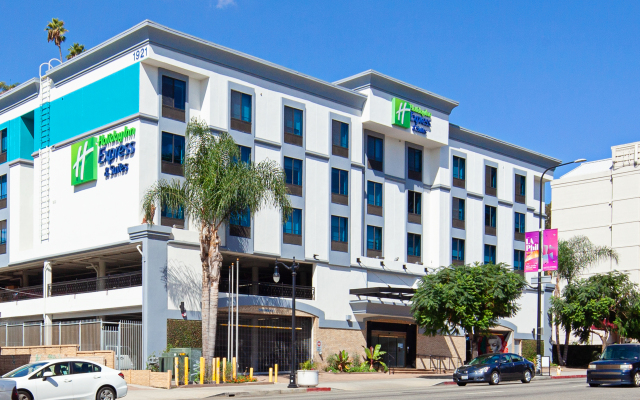 Holiday Inn Express Hotel & Suites Hollywood Walk of Fame, an IHG Hotel