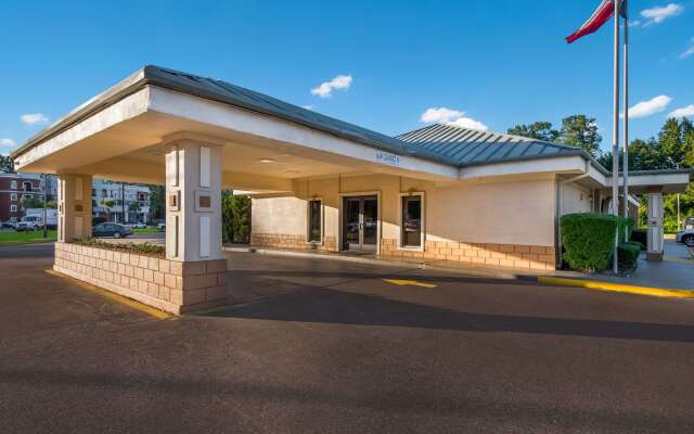 Quality Inn & Suites Lufkin