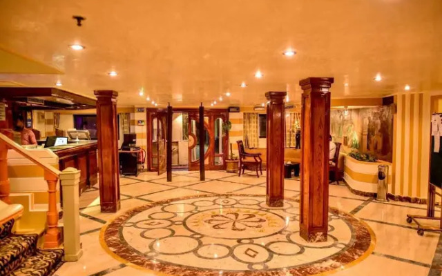 Nile Saray