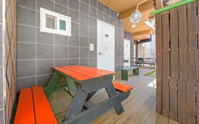 Geojedo Pilos Ocean View Pension