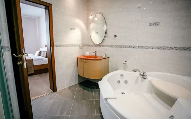 Hotel Stara Lika