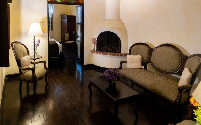 Casa Noble Hotel