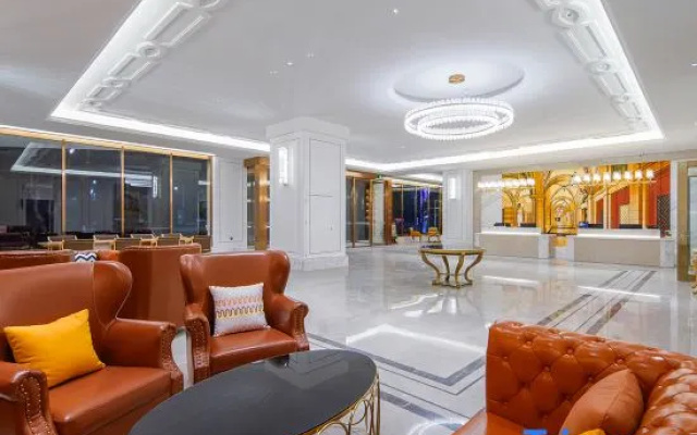 Vienna International Hotel (Sanmenxia Lingbao Hangu Road Municipal Government Branch) – Lobby – Sanmenxia