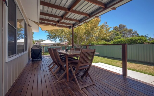 Shoalz, 28 Rigney Street