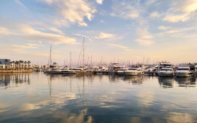 Turina Apartment -AC near beach