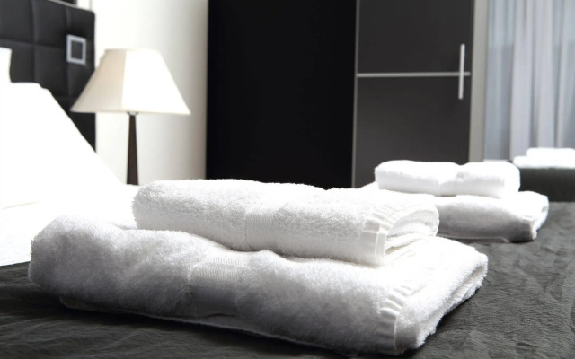 The Queen Luxury Apartments - Villa Medici