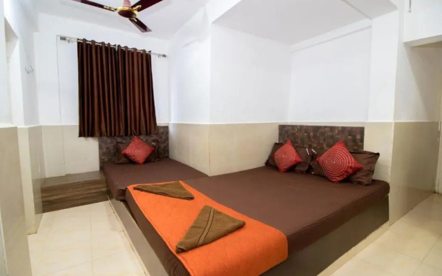 Hotel Travellers Inn