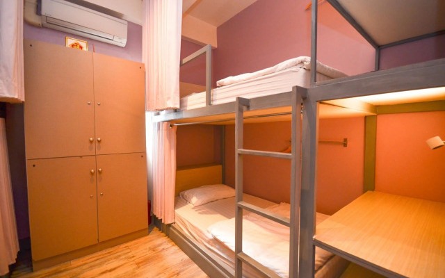 Good Day Hostel