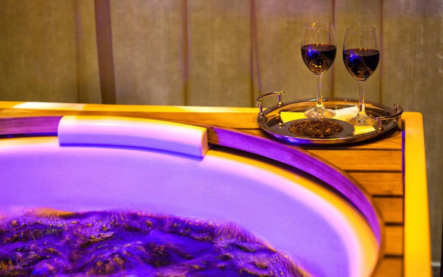 Głeboczek Vine Resort& Spa