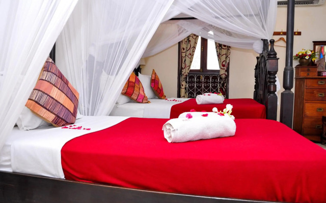 Forodhani Park Hotel