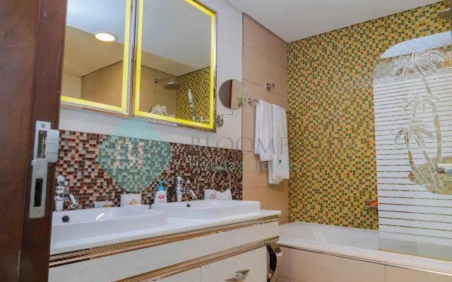 Bloomfields Grandeur 3BR in Wave Tower