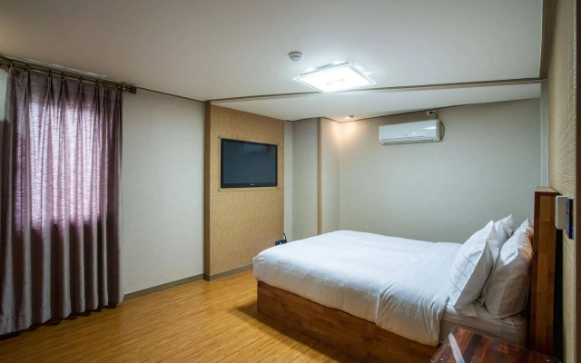 Hotel Maple