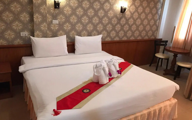 Natural Samui Hotel