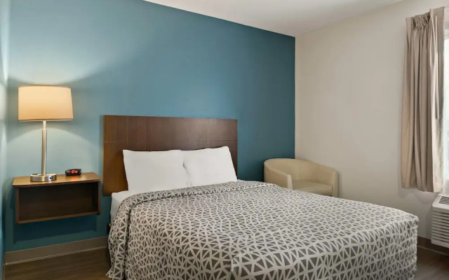 Woodspring Suites East Lansing - University Area