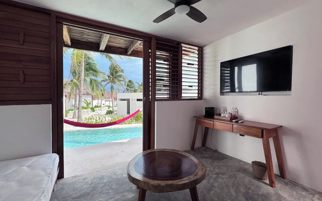 Punta Blanca | Beachfront Boutique Hotel