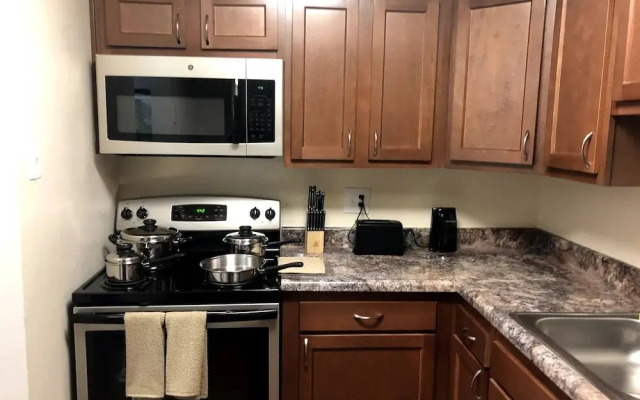 SoBe 7th St. Apartments