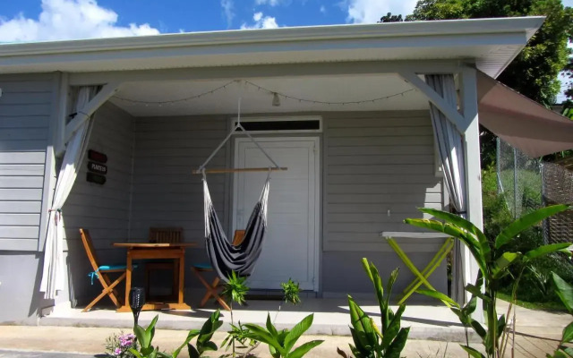 Or bleu-Bungalow volcan Soufriere-Vue sur mer