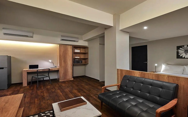 Tropics Eight Suites