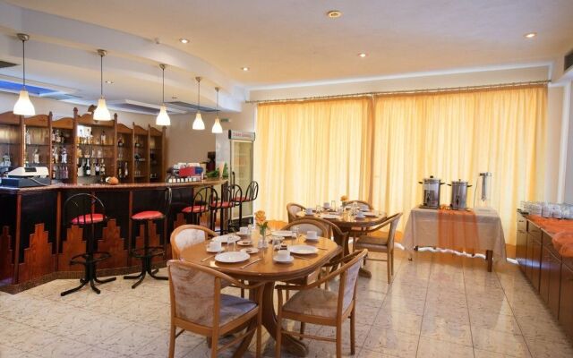 Lefkada Beach Villa