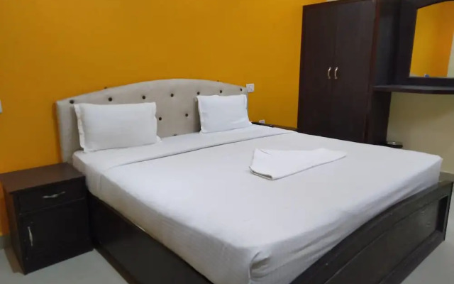 Hotel Paras Plaza