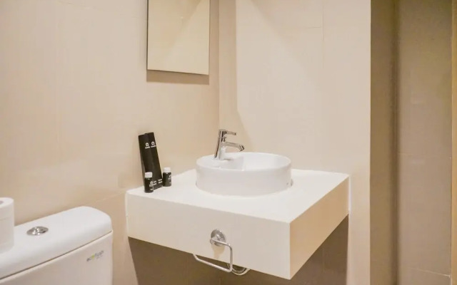 Spacious and Cozy 1BR at Tree Park Apartment
