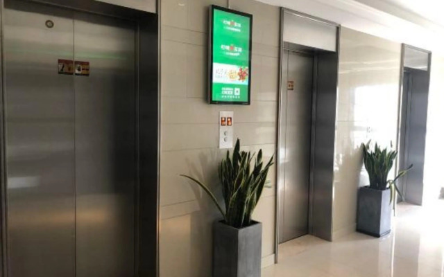 Zsmart Hotel (Hangzhou Zhongda Yintai City Xintiandi Subway Station)