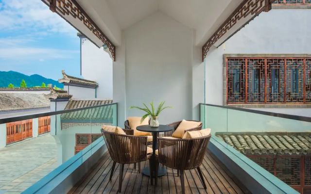 Floral Hotel Huangshan Art Town