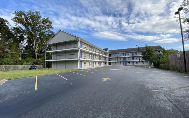 Motel 6 Savannah, GA